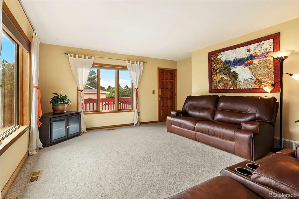 1400 Catamaran Lane Monument CO 80132