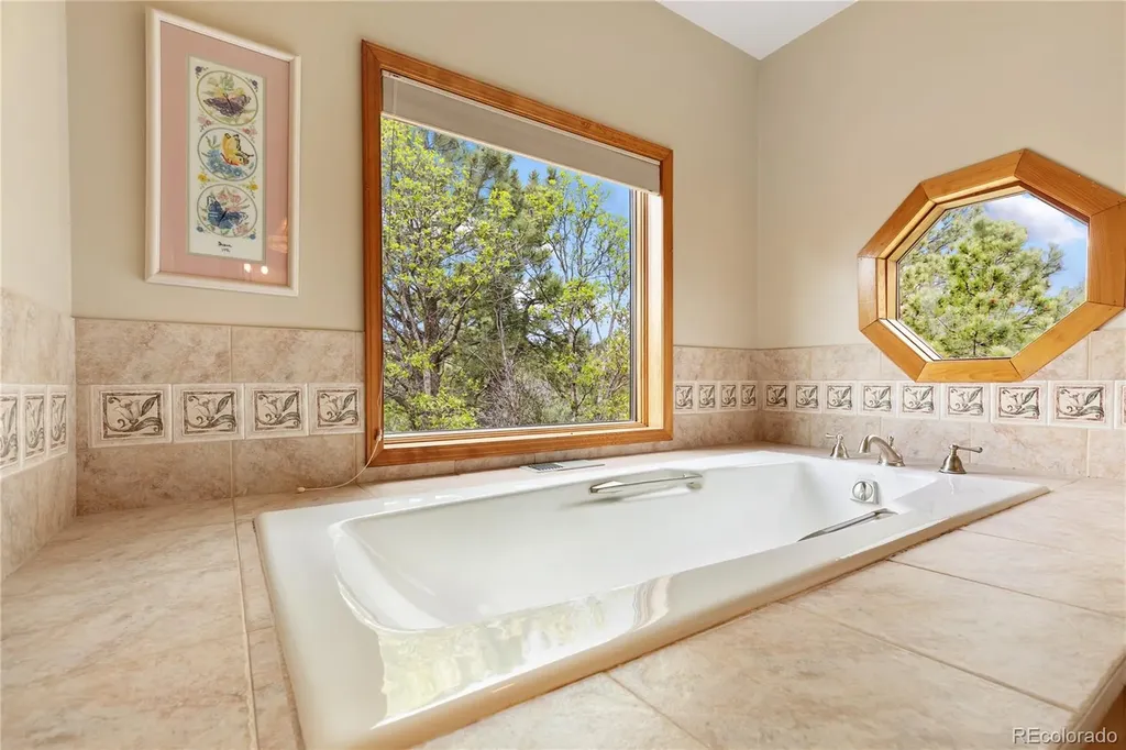 1400 Catamaran Lane Monument CO 80132