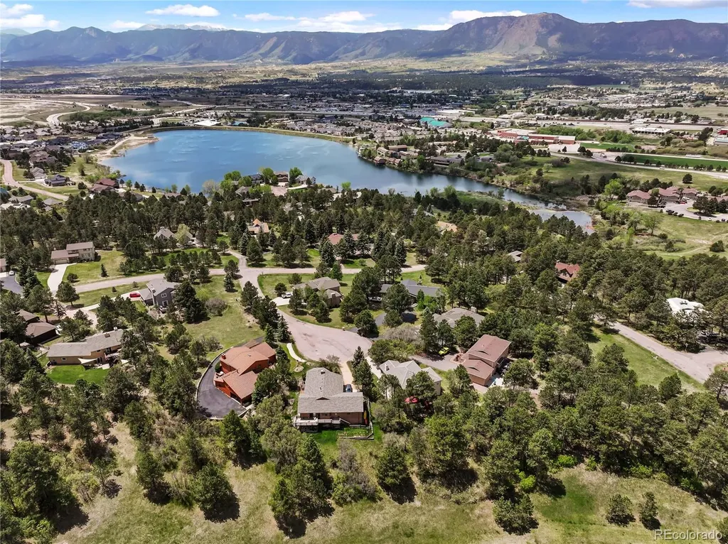 1400 Catamaran Lane Monument CO 80132