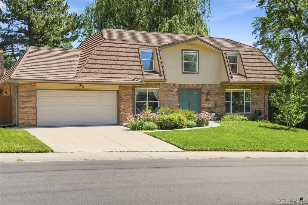 7219 W Fairview Drive Littleton CO 80128