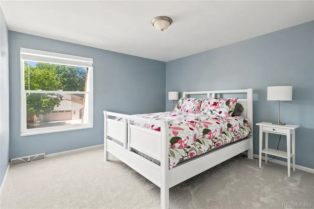 7219 W Fairview Drive Littleton CO 80128