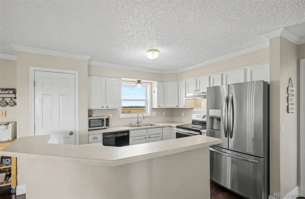 1277 S Indianfield Street Bennett CO 80102