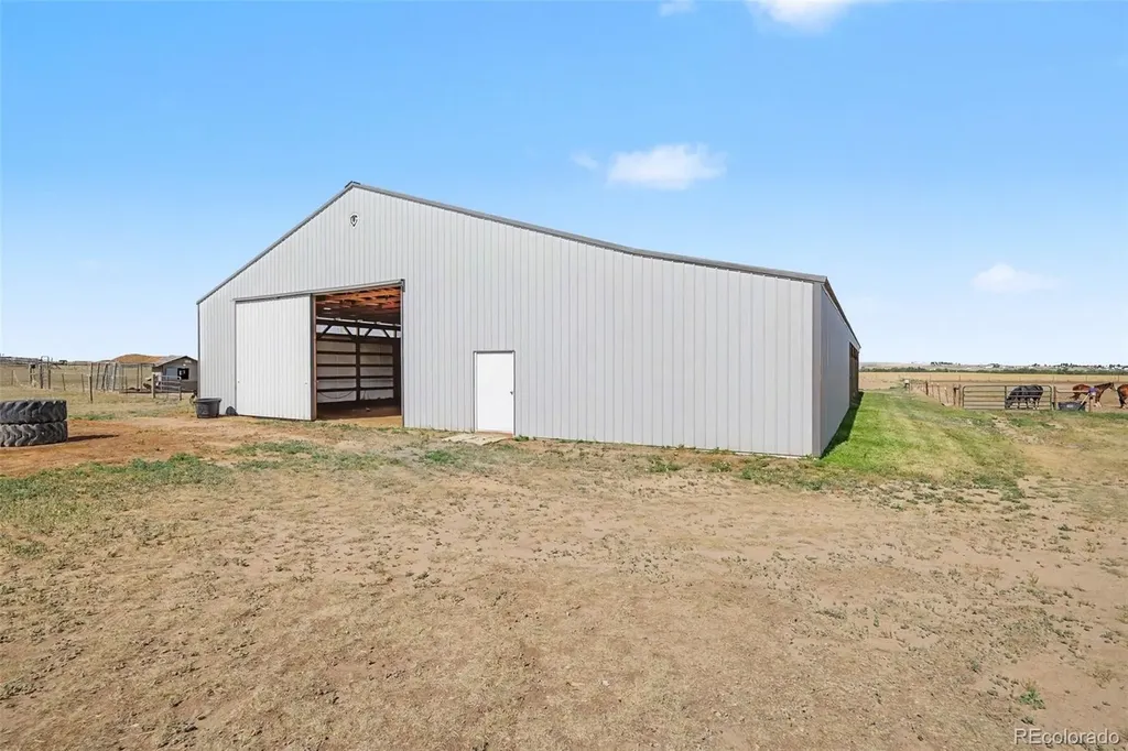 1277 S Indianfield Street Bennett CO 80102