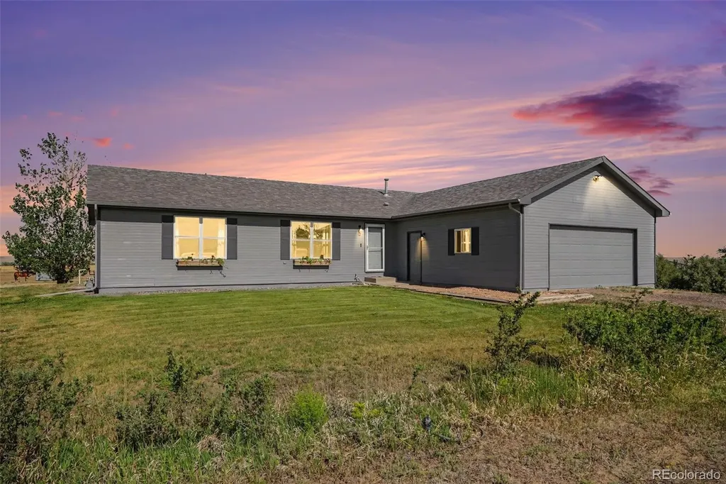 1277 S Indianfield Street Bennett CO 80102