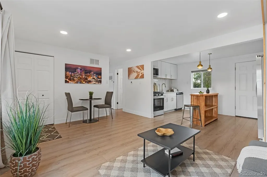 3980 S Hazel Court Englewood CO 80110