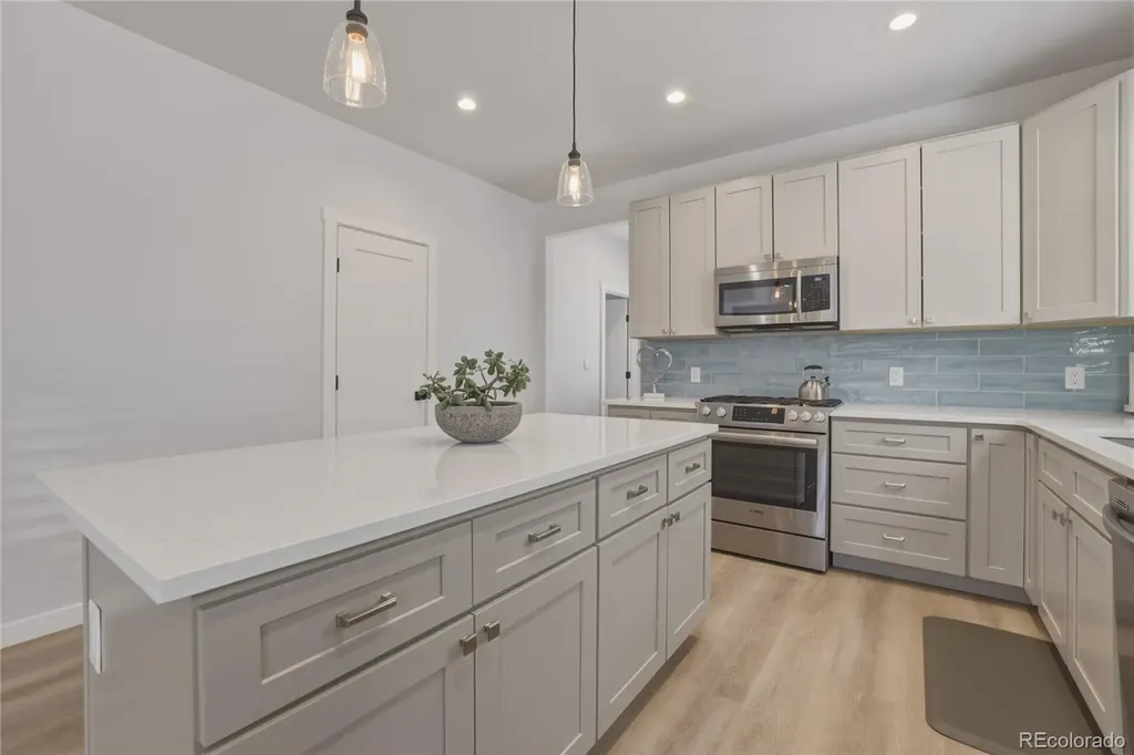 10704 Willow Avenue Poncha Springs CO 81242