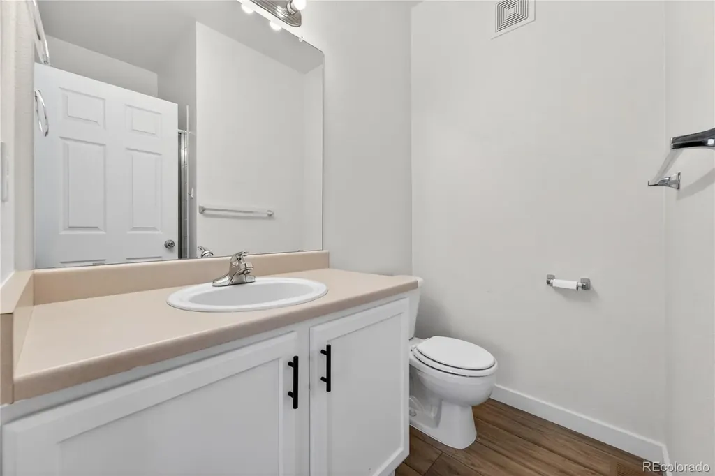 18726 E Yale Circle Aurora CO 80013