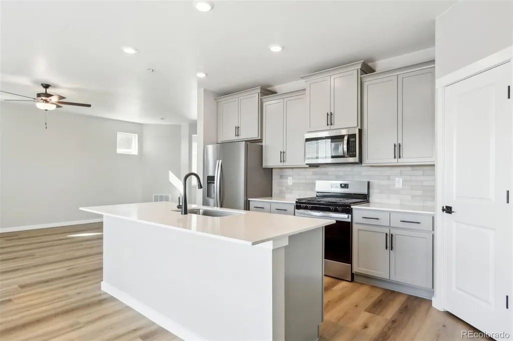 17752 E 94th Place Commerce City CO 80022