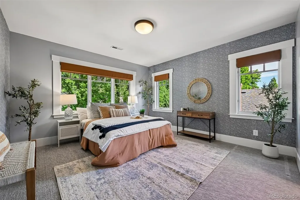 1084 S Williams Street Denver CO 80209