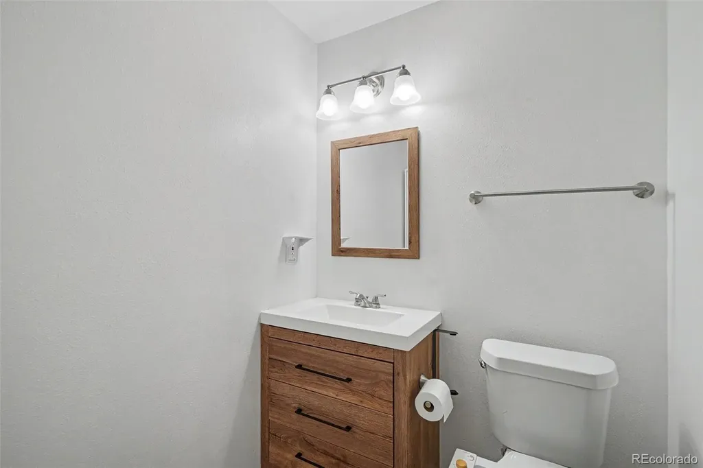 4853 S Hoyt Street Littleton CO 80123
