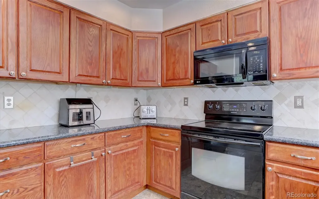 6978 Noble Court Arvada CO 80007