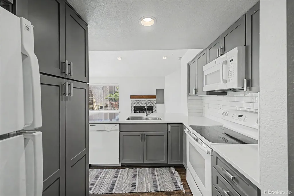 4883 White Rock Circle Boulder CO 80301