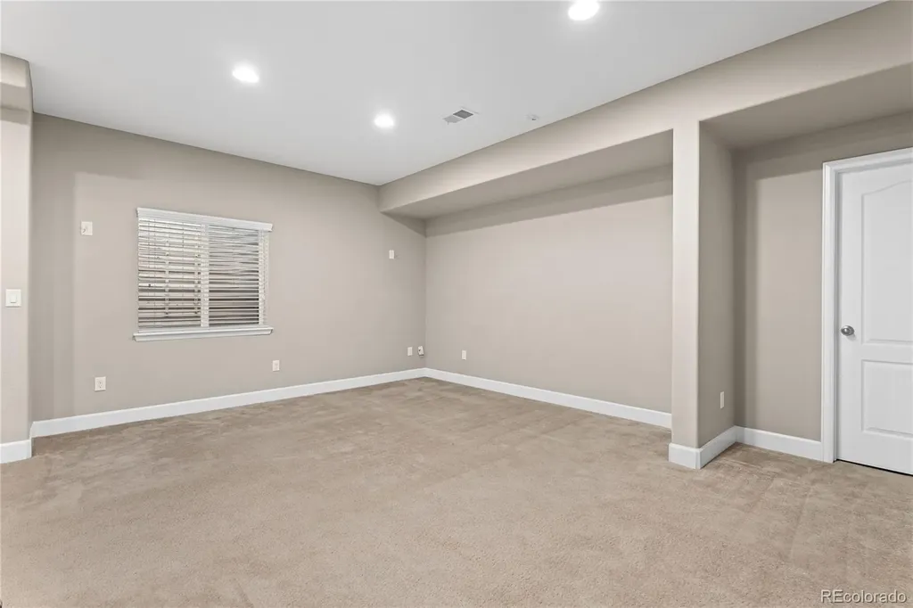 185 Sunbeam Court Erie CO 80516