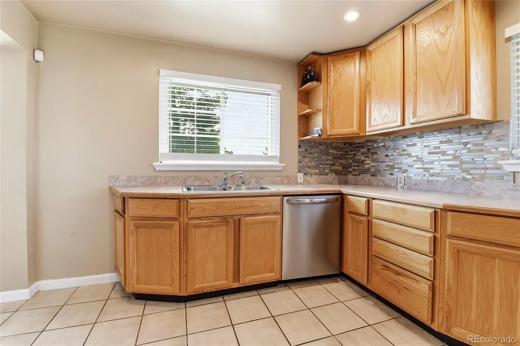 16600 E Arapahoe Road Aurora CO 80016