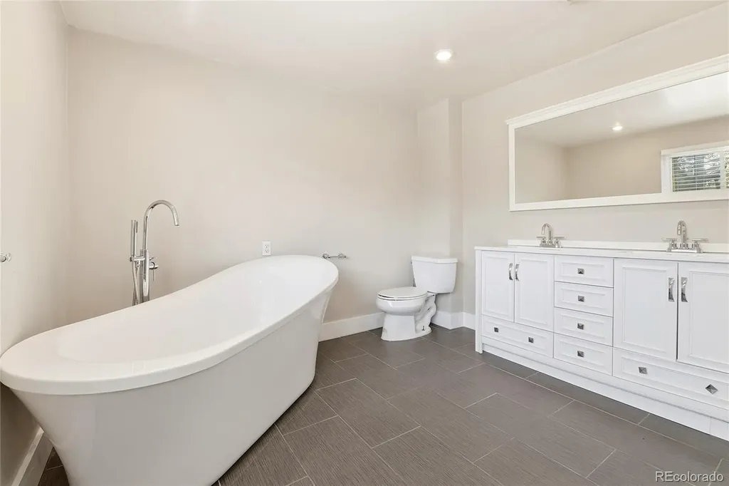 16600 E Arapahoe Road Aurora CO 80016
