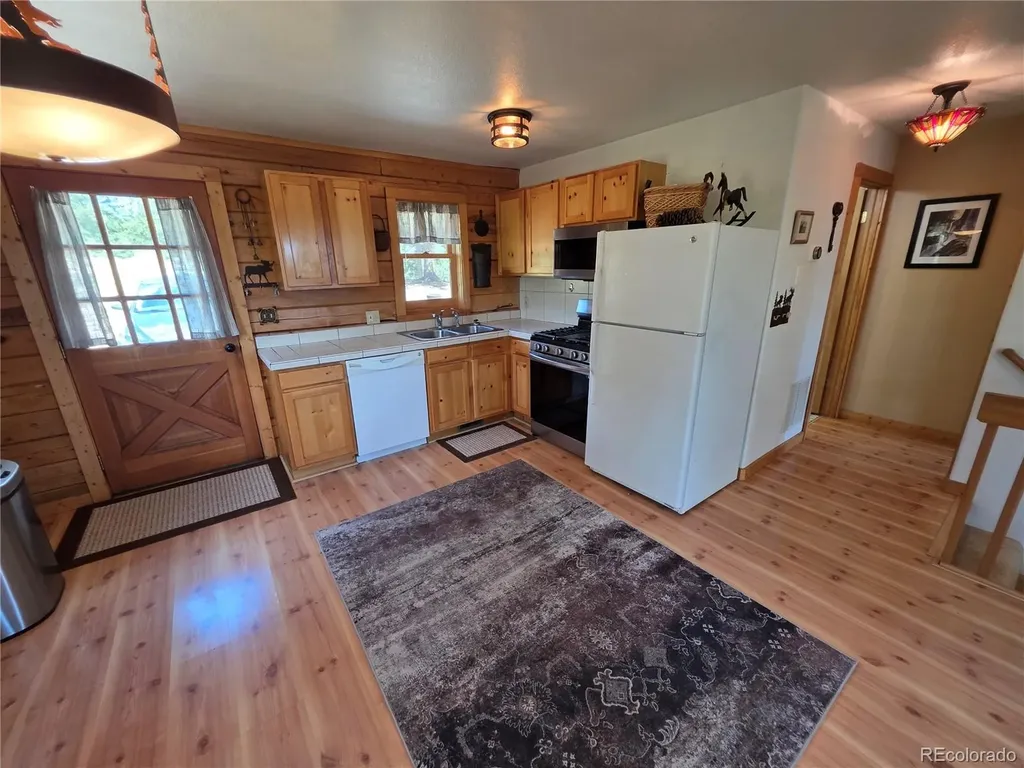 17 Deer Lake Circle Divide CO 80814