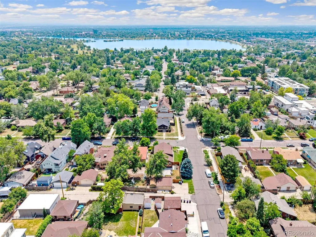 4745 W Hayward Place Denver CO 80212