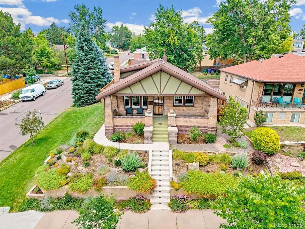 4745 W Hayward Place Denver CO 80212