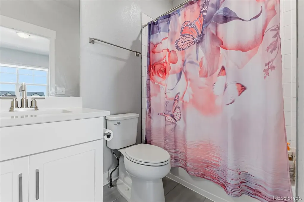 6276 N Lisbon Street Aurora CO 80019