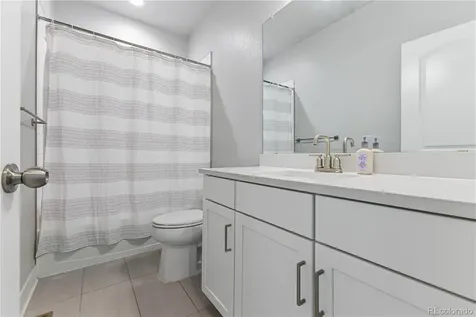 6276 N Lisbon Street Aurora CO 80019