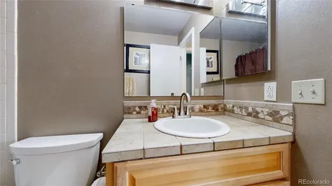 4887 S Field Way Littleton CO 80123