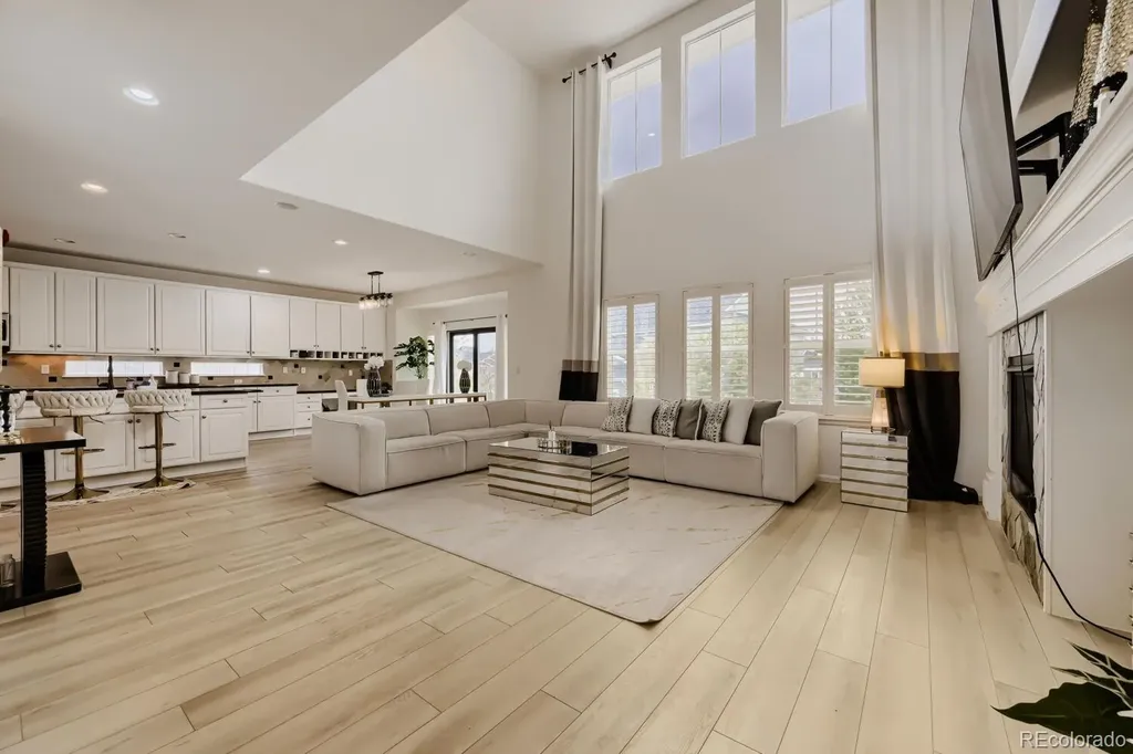 6381 S Patsburg Court Aurora CO 80016