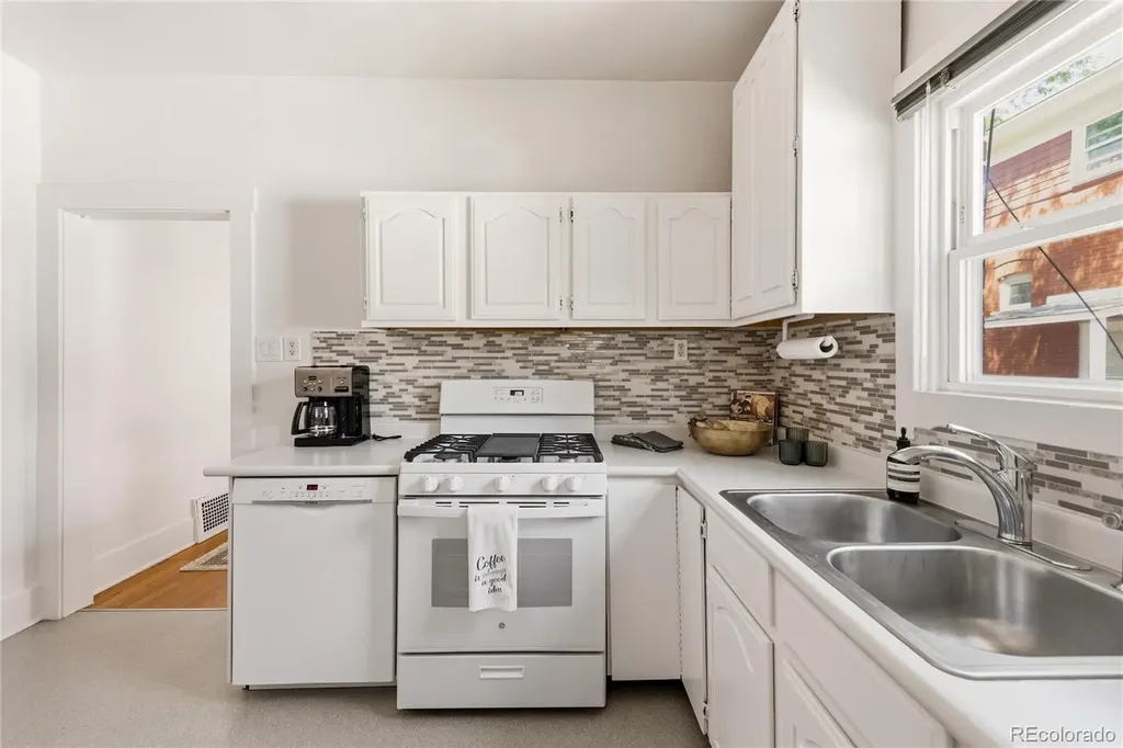 4732 W 33rd Avenue Denver CO 80212