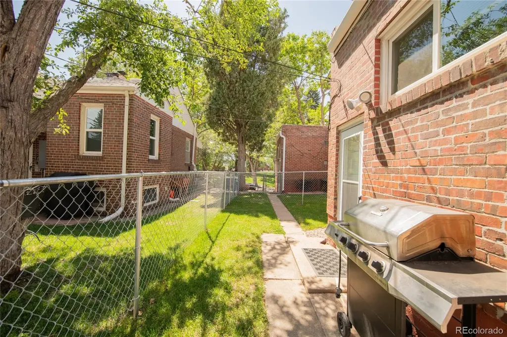 4732 W 33rd Avenue Denver CO 80212