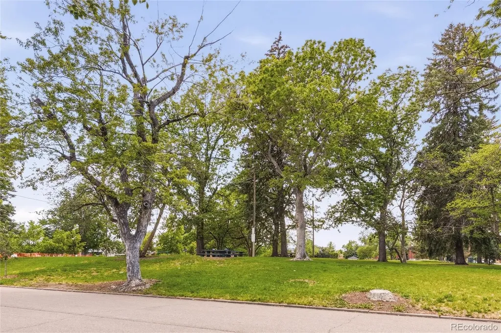 4732 W 33rd Avenue Denver CO 80212