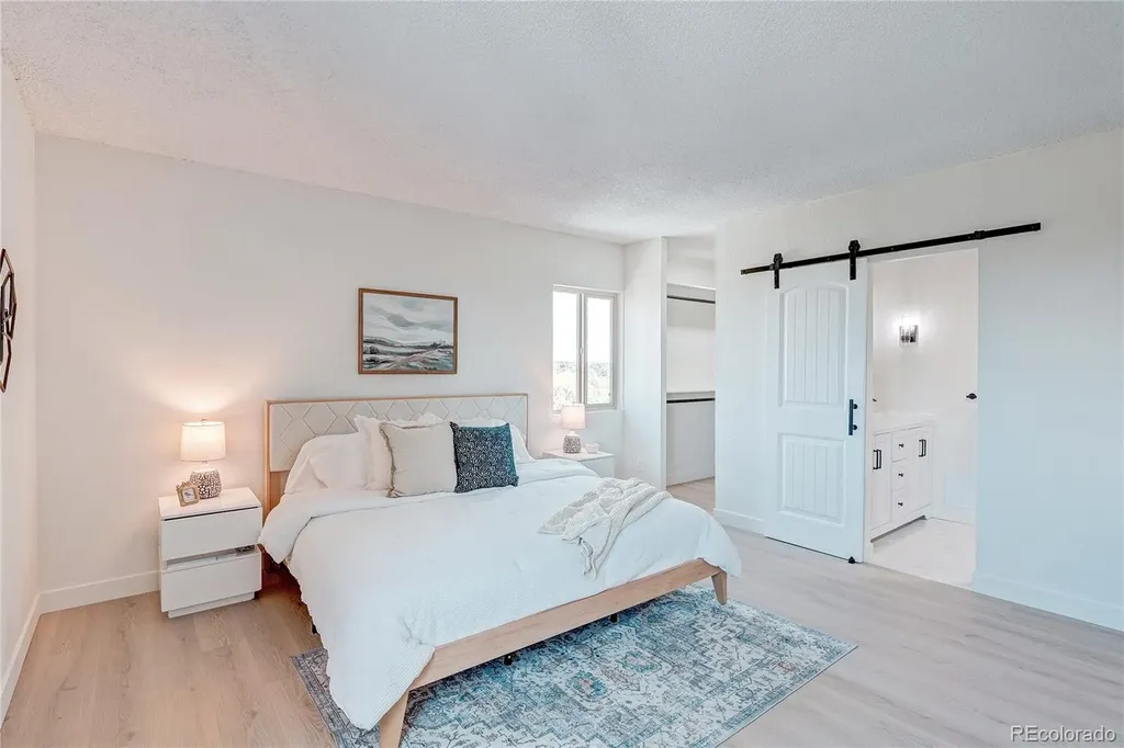 2880 S Locust Street Denver CO 80222