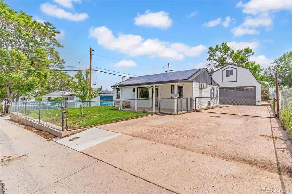 7440 Oneida Street Commerce City CO 80022