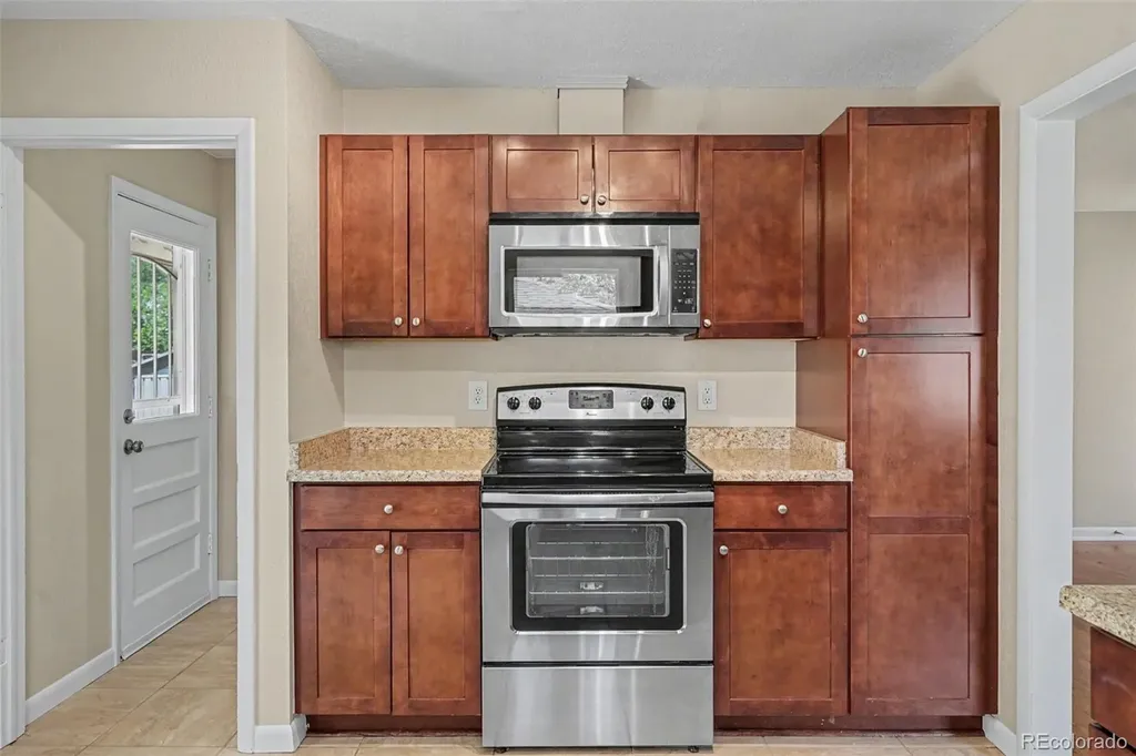 4459 S Fox Street Englewood CO 80110