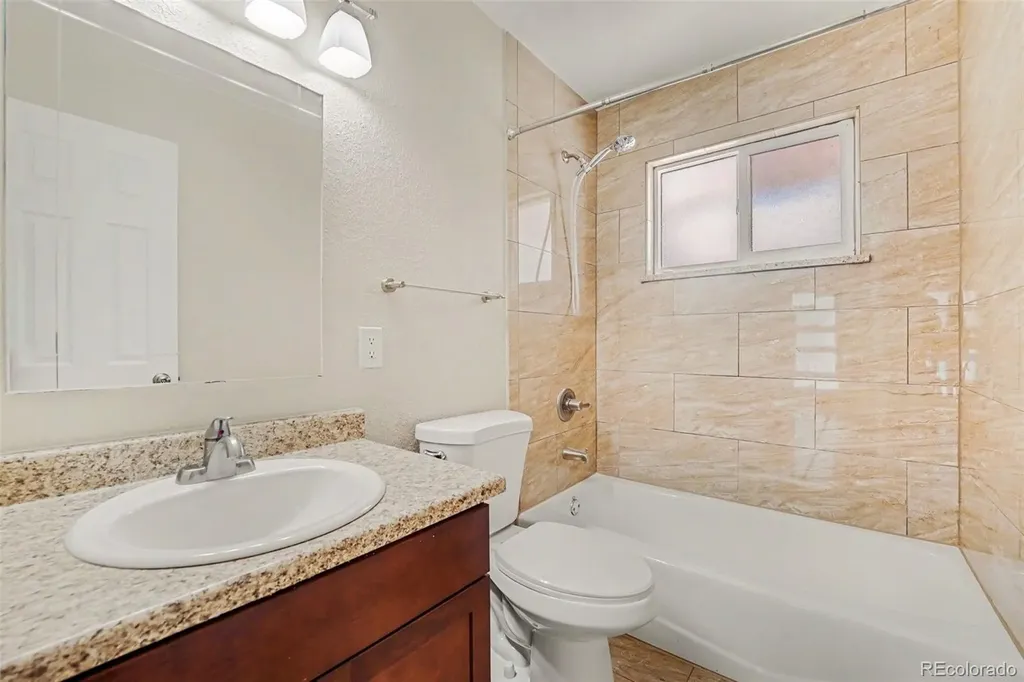 4459 S Fox Street Englewood CO 80110