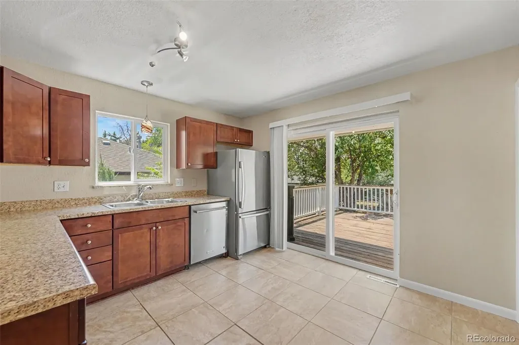 4459 S Fox Street Englewood CO 80110