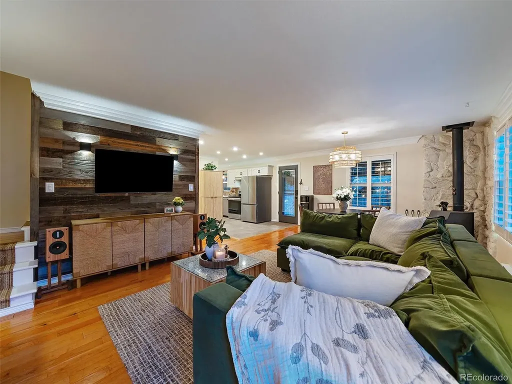 65 Apache Road Evergreen CO 80439