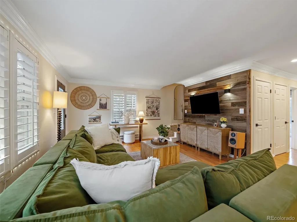 65 Apache Road Evergreen CO 80439