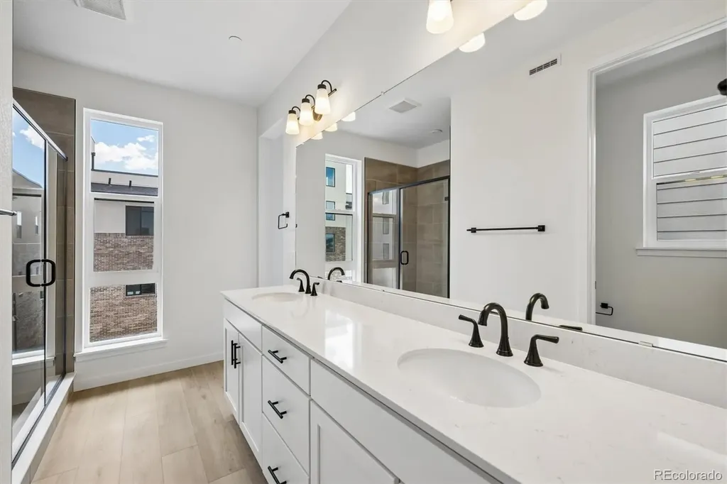 11472 E Briarwood Circle Centennial CO 80112
