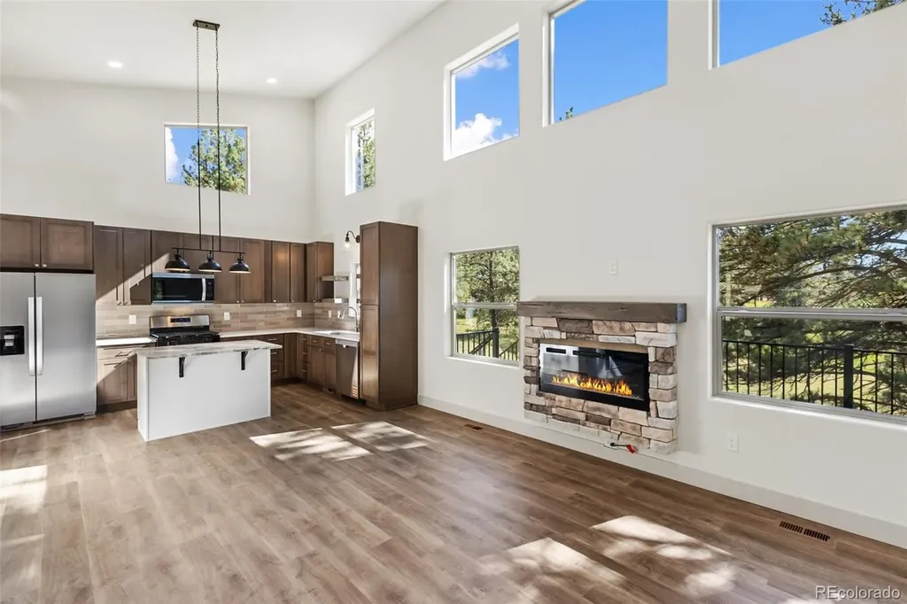 240 N Mountain Estates Road Florissant CO 80816