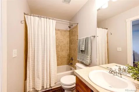 10634 Amesbury Way Highlands Ranch CO 80126