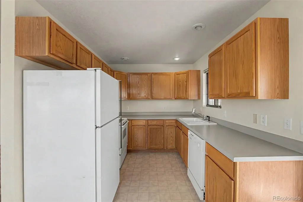 242 W Del Ray Drive Pueblo CO 81007