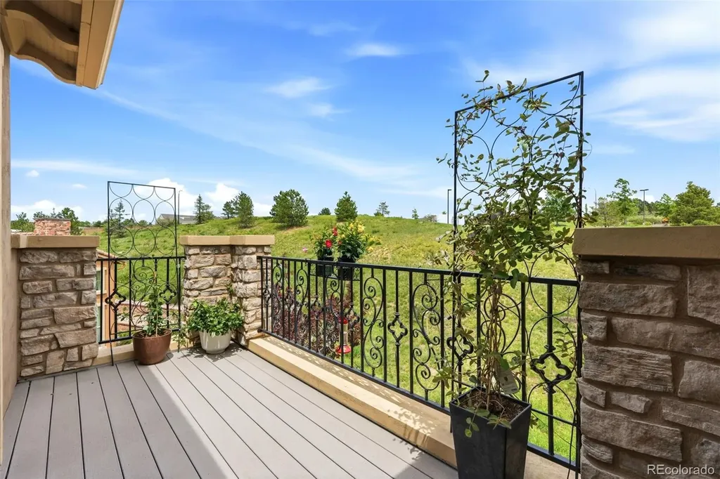 9274 Viaggio Way Highlands Ranch CO 80126