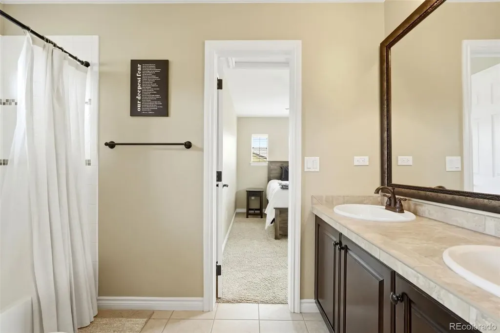 9274 Viaggio Way Highlands Ranch CO 80126