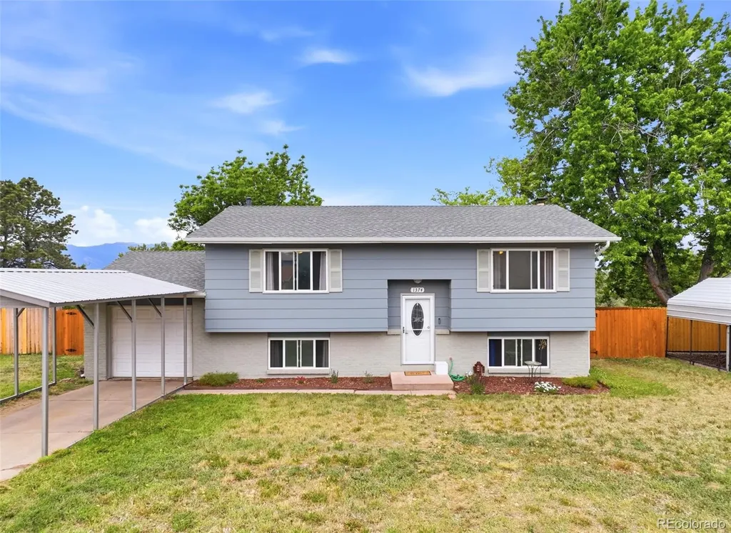 1374 Nokomis Drive Colorado Springs CO 80915