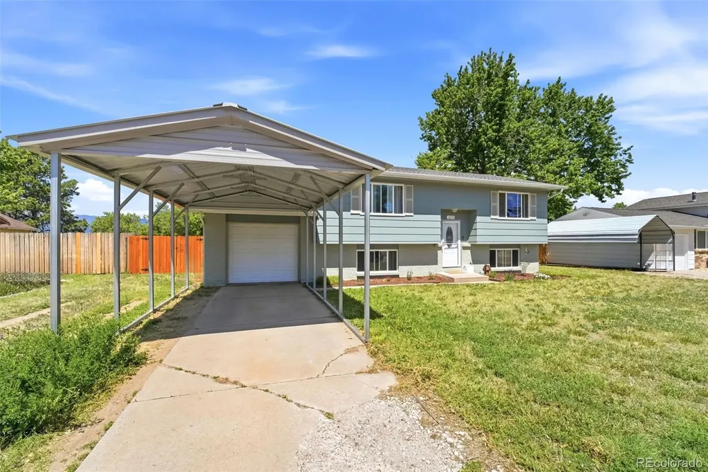 1374 Nokomis Drive Colorado Springs CO 80915