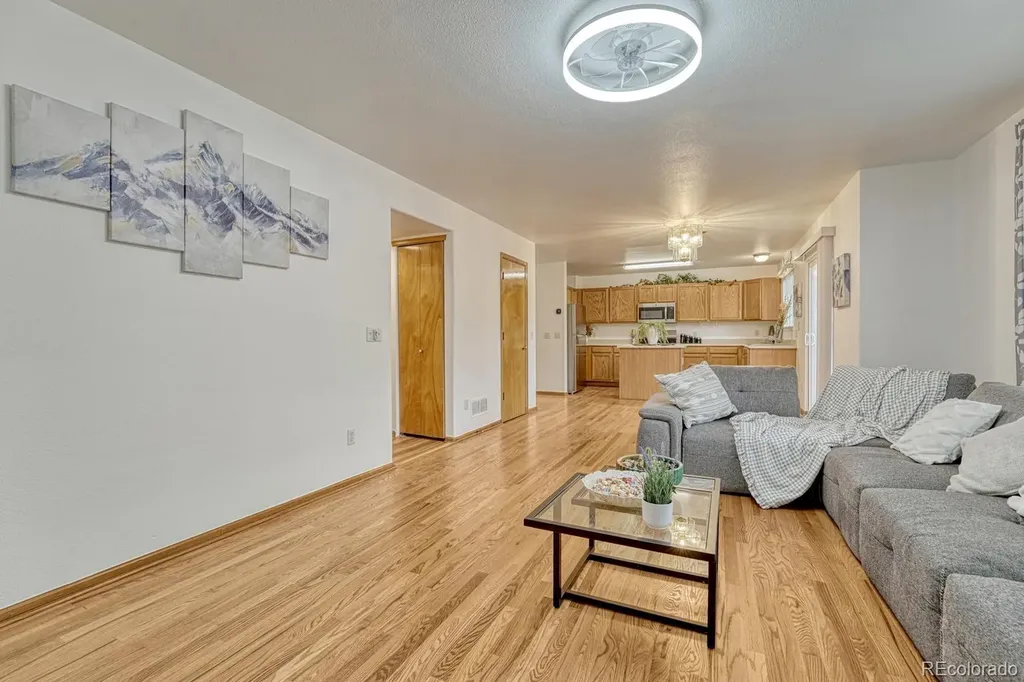 1207 Timbervale Trail Littleton CO 80129