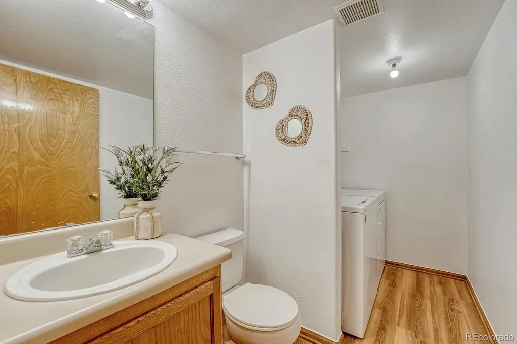 1207 Timbervale Trail Littleton CO 80129