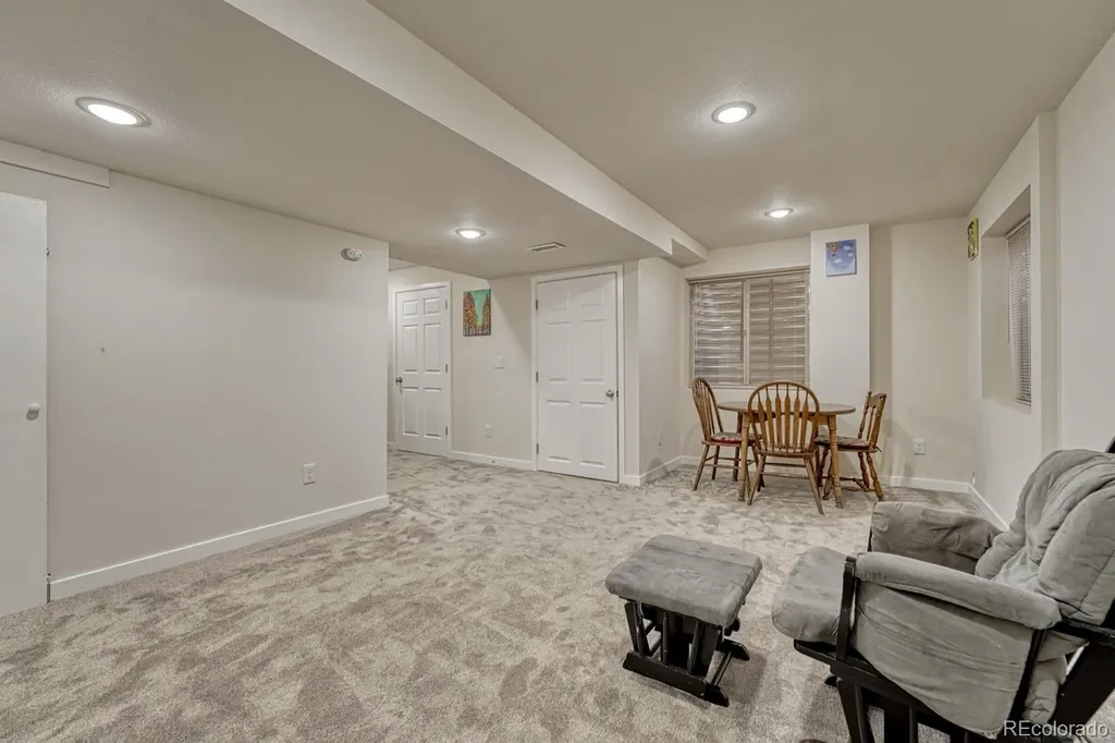 1207 Timbervale Trail Littleton CO 80129