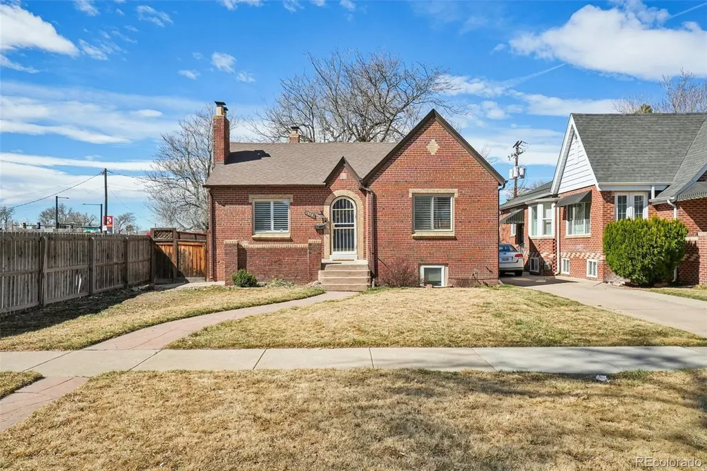 1525 Holly Street Denver CO 80220
