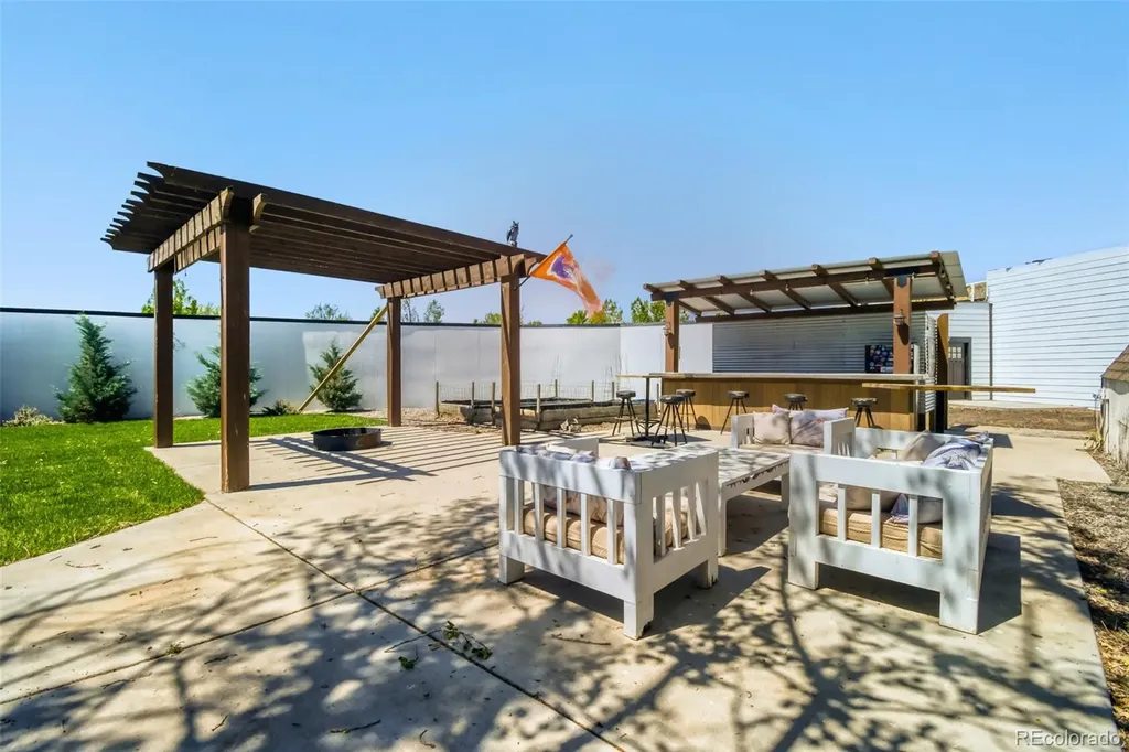 611 Pinyon Circle Lochbuie CO 80603