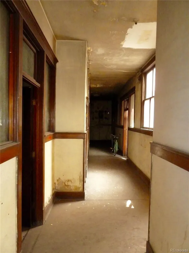 508 - 510 Main Street Walsenburg CO 81089